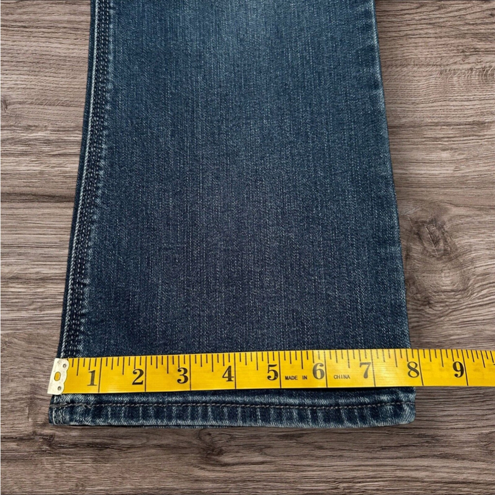 Signature Studio Blue Denim CAPRI Jeans Womens Size 6 Zip Button - Picture 11 of 16